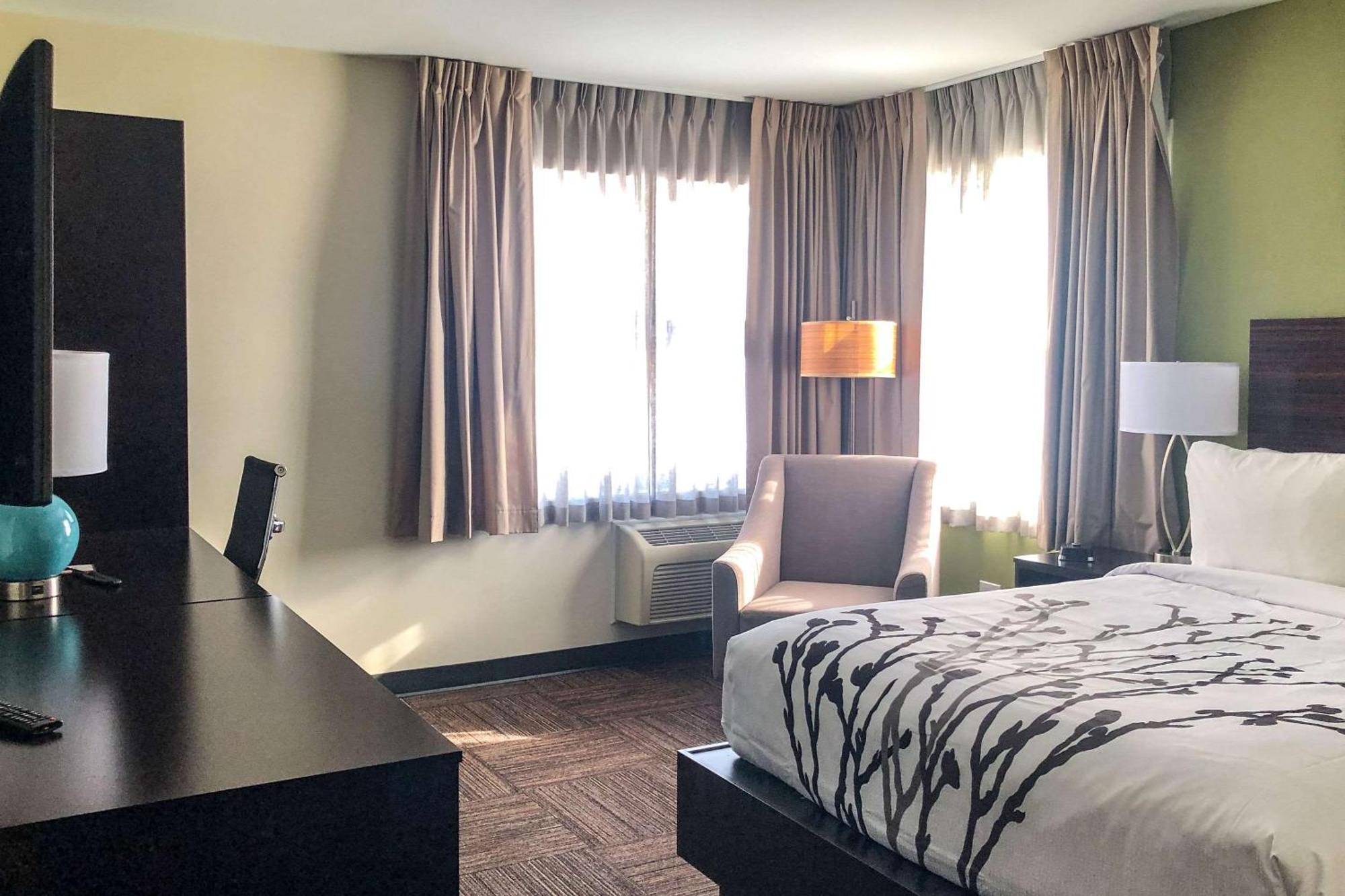 Sleep Inn & Suites Quebec City East Boischatel Экстерьер фото